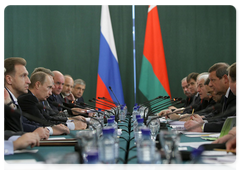 Prime Minister Vladimir Putin at a meeting with Belarusian Prime Minister Sergei Sidorsky|28 october, 2009|17:45