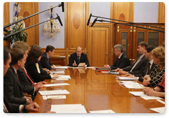 В.В.Путин провел совещание по выполнению поручений по итогам встречи с писателями