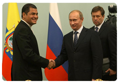 Prime Minister Vladimir Putin met with President of Ecuador Rafael Correa|29 october, 2009|14:11