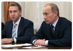 Prime Minister Vladimir Putin during a meeting with Belarusian Prime Minister Sergei Sidorsky|6 october, 2009|17:16