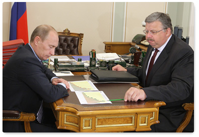 Prime Minister Vladimir Putin met with the Head of the Federal Customs Service, Andrei Belyaninov