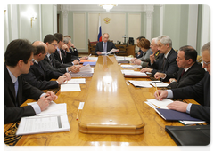 Prime Minister Vladimir Putin at a meeting on housing and utilities|13 november, 2009|17:09