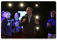 Prime Minister Vladimir Putin presented awards to the winners of the “Battle for Respect: Start Today” competition on Muz-TV|13 november, 2009|17:38