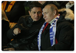 Prime Minister Vladimir Putin and Slovenian Prime Minister Borut Pahor attended the first 2010 World Cup qualifying match between the Russian and Slovenian national teams