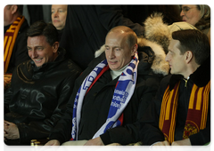 Prime Minister Vladimir Putin and Slovenian Prime Minister Borut Pahor attended the first 2010 World Cup qualifying match between the Russian and Slovenian national teams|14 november, 2009|21:00