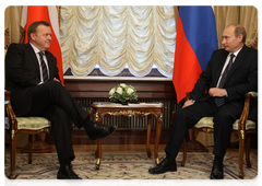 Председатель Правительства Российской Федерации В.В.Путин встретился с Премьер-министром Королевства Дания Л.Лёкке Расмуссеном|2 ноября, 2009|20:07