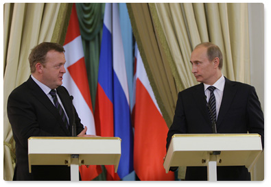 Following their talks, Prime Minister Vladimir Putin and Danish Prime Minister Lars Lokke Rasmussen held a joint press conference