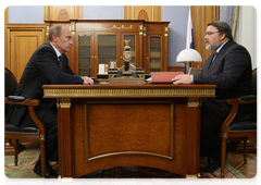 Prime Minister Vladimir Putin with Igor Artemyev, head of the Federal Antimonopoly Service of Russia|2 november, 2009|20:33