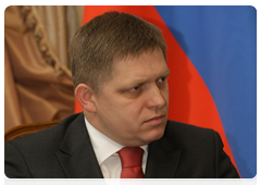 Slovak Prime Minister Robert Fico during a meeting with Russian Prime Minister Vladimir Putin|16 november, 2009|14:34