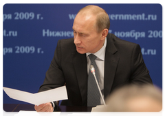 Prime Minister Vladimir Putin chairing a meeting on developing the Russian gas and petrochemical industry at Nizhnekamskneftekhim|17 november, 2009|20:07