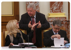 Minister of Healthcare and Social Development Tatyana Golikova and Minister of Culture Alexander Avdeyev at the Government meeting|24 november, 2009|17:05