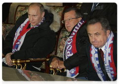 Vladimir Putin attended 2010 World Cup qualifying match between Russia and Germany in Luzhniki Stadium|10 october, 2009|14:23