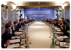 Russian Prime Minister Vladimir Putin and French Prime Minister Francois Fillon at the 14th meeting of the Russian-French Commission on Bilateral Cooperation held at the level of prime ministers|27 november, 2009|15:42