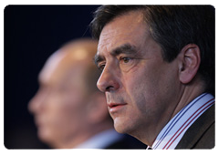 Russian Prime Minister Vladimir Putin and French Prime Minister Francois Fillon gave a joint press conference after the Russian-French talks|27 november, 2009|20:14