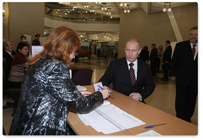 Prime Minister Vladimir Putin voted in the Moscow City Duma election