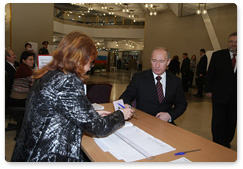 Prime Minister Vladimir Putin voted in the Moscow City Duma election