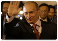 Prime Minister Vladimir Putin arriving in the People’s Republic of China for an official visit|12 october, 2009|19:13