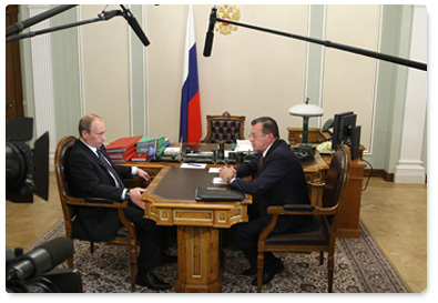 Prime Minister Vladimir Putin met with First Deputy Prime Minister Viktor Zubkov