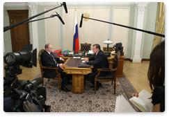 Prime Minister Vladimir Putin met with First Deputy Prime Minister Viktor Zubkov