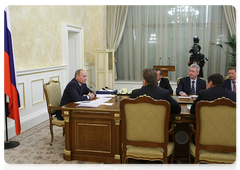 Prime Minister Vladimir Putin during a meeting of the Government Presidium|5 november, 2009|19:23