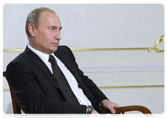 В.В.Путин дал интервью для документального фильма «Стена» телекомпании НТВ|8 ноября, 2009|12:20
