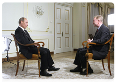 В.В.Путин дал интервью для документального фильма «Стена» телекомпании НТВ|8 ноября, 2009|12:20