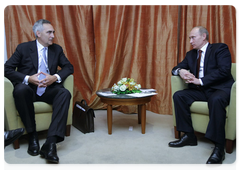 Vladimir Putin during a meeting with Siemens CEO Peter Loescher|9 november, 2009|18:00