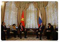 Prime Minister Vladimir Putin holding talks with his Vietnamese counterpart Nguyen Tan Dung|15 december, 2009|15:40
