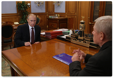 Prime Minister Vladimir Putin met with Head of the Federal Space Agency Anatoly Perminov