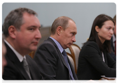 Председатель Правительства Российской Федерации В.В.Путин встретился с Генеральным секретарем НАТО А.Ф.Расмуссеном|16 декабря, 2009|18:24