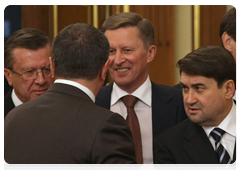 First Deputy Prime Minister Viktor Zubkov, Deputy Prime Minister Sergei Ivanov and Transportation Minister Igor Levitin at a government meeting|17 december, 2009|15:17