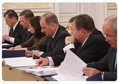 Vnesheconombank Chairman Vladimir Dmitriyev, Minister of Economic Development Elvira Nabiullina, Deputy Prime Minister Sergei Ivanov and First Deputy Prime Minister Viktor Zubkov during a meeting of the Vnesheconombank Supervisory Board|17 december, 2009|18:12