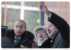 Prime Minister Vladimir Putin at the launching ceremony for the Kirill Lavrov ice-class tanker|18 december, 2009|17:26