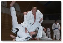 В.В.Путин провел тренировку по дзюдо в Школе высшего спортивного мастерства в Санкт-Петербурге