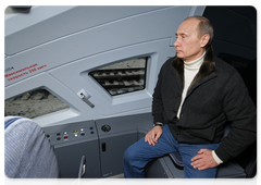 Prime Minister Vladimir Putin returned to Moscow from his trip to St Petersburg on a new high-speed train Sapsan|19 december, 2009|13:41