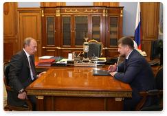 Prime Minister Vladimir Putin meets with Chechen President Ramzan Kadyrov