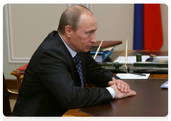 Prime Minister Vladimir Putin meeting with Chairman of Independent Trade Unions of Russia Mikhail Shmakov|24 december, 2009|16:28