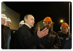 В.В.Путин открыл в Сочи объездную дорогу, которая позволит направить в обход центра города поток транзитного и внутригородского транспорта|26 декабря, 2009|16:32