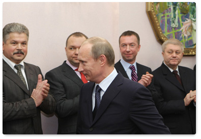 Prime Minister Vladimir Putin attended the signing of several shipbuilding agreements in Vladivostok