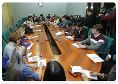 По итогам поездки в Приморский край Председатель Правительства Российской Федерации В.В.Путин встретился с журналистами|29 декабря, 2009|13:29