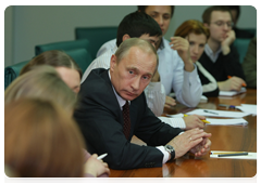 По итогам поездки в Приморский край Председатель Правительства Российской Федерации В.В.Путин встретился с журналистами|29 декабря, 2009|13:39