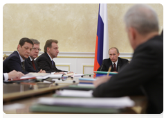 В.В.Путин провел заседание Президиума Правительства Российской Федерации|30 декабря, 2009|16:42