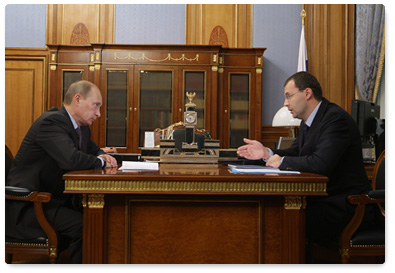 Prime Minister Vladimir Putin met with Roman Kopin, the Governor of the Chukotka Autonomous Area