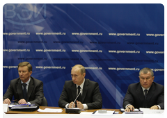 Prime Minister Vladimir Putin chairing a meeting of the Council of General and Chief Designers, Leading Scientists and Professionals of High-Tech Industries|7 december, 2009|15:58