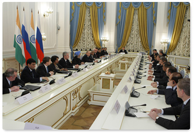 В.В.Путин и Премьер-министр Индии М.Сингх встретились с членами Российско-Индийского совета руководителей предприятий