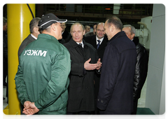 Председатель Правительства Российской Федерации В.В.Путин в ходе рабочей поездки на Урал посетил Уральский завод железнодорожного машиностроения|8 декабря, 2009|20:21