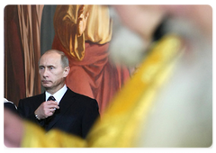 Vladimir Putin attended the enthronement of Patriarch Kirill of Moscow and All Russia, the 16th leader of the Russian Orthodox Church|1 february, 2009|15:50