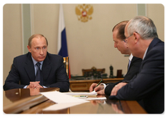 Prime Minister Vladimir Putin at a meeting to support AvtoVAZ’s social facilities|10 february, 2009|14:00