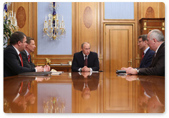 Prime Minister Vladimir Putin met with Deputy Prime Minister Sergei Ivanov, Defence Minister Anatoly Serdyukov, Sberbank CEO German Gref and Russian Technology Corporation CEO Sergei Chemezov