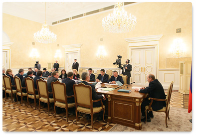 Prime Minister Vladimir Putin held a meeting on economic issues